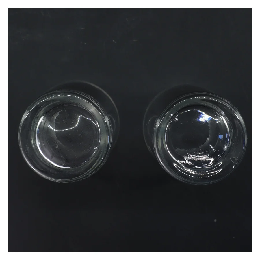 2 smukke  ølglas (str. 2 stk Ø 8 cm længde 18,5 cm)