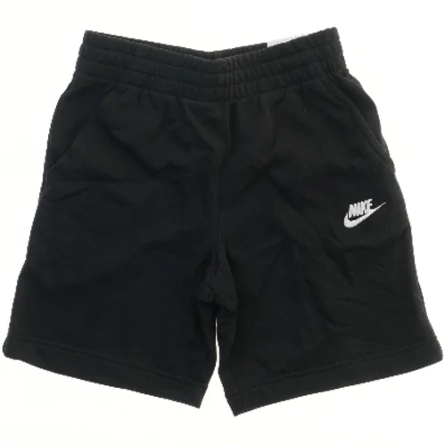 Nike shorts fra Nike (str. 146)