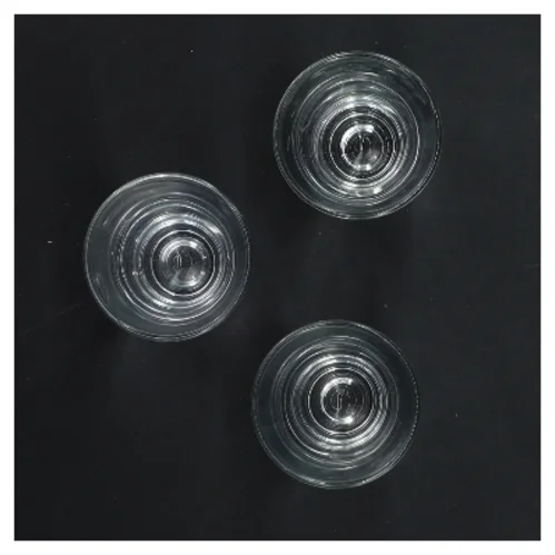 Sæt med tre shotsglas (str. 3 stk Ø 4,5 cm længde 7,5 cm)