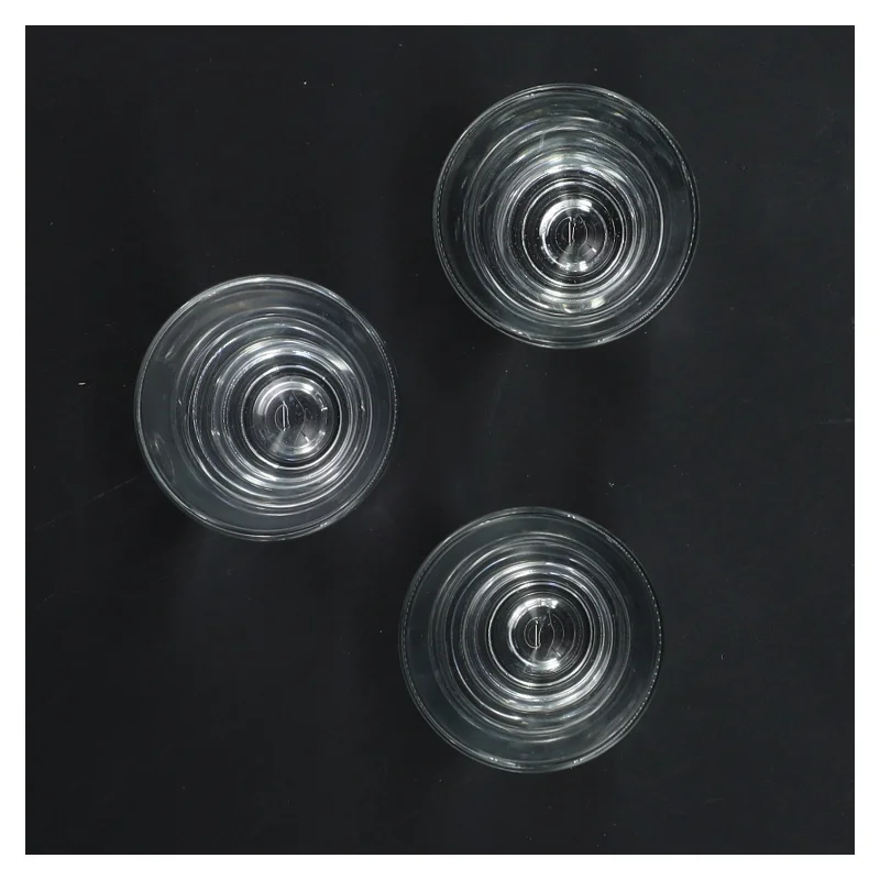 Sæt med tre shotsglas (str. 3 stk Ø 4,5 cm længde 7,5 cm)