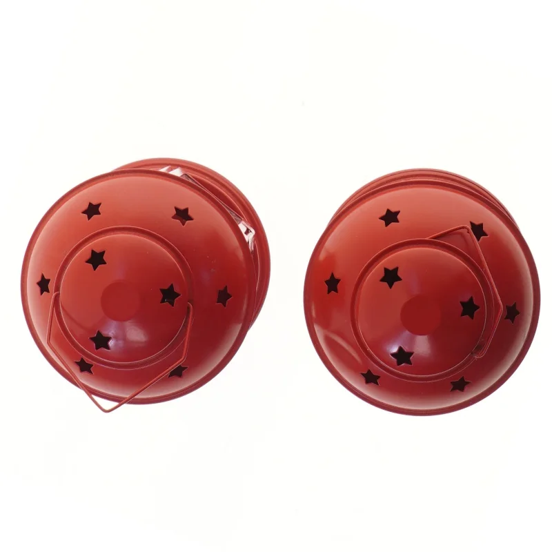 Røde lanterner med stjernemønster fra IKEA (str. 2 stk 21 cm)