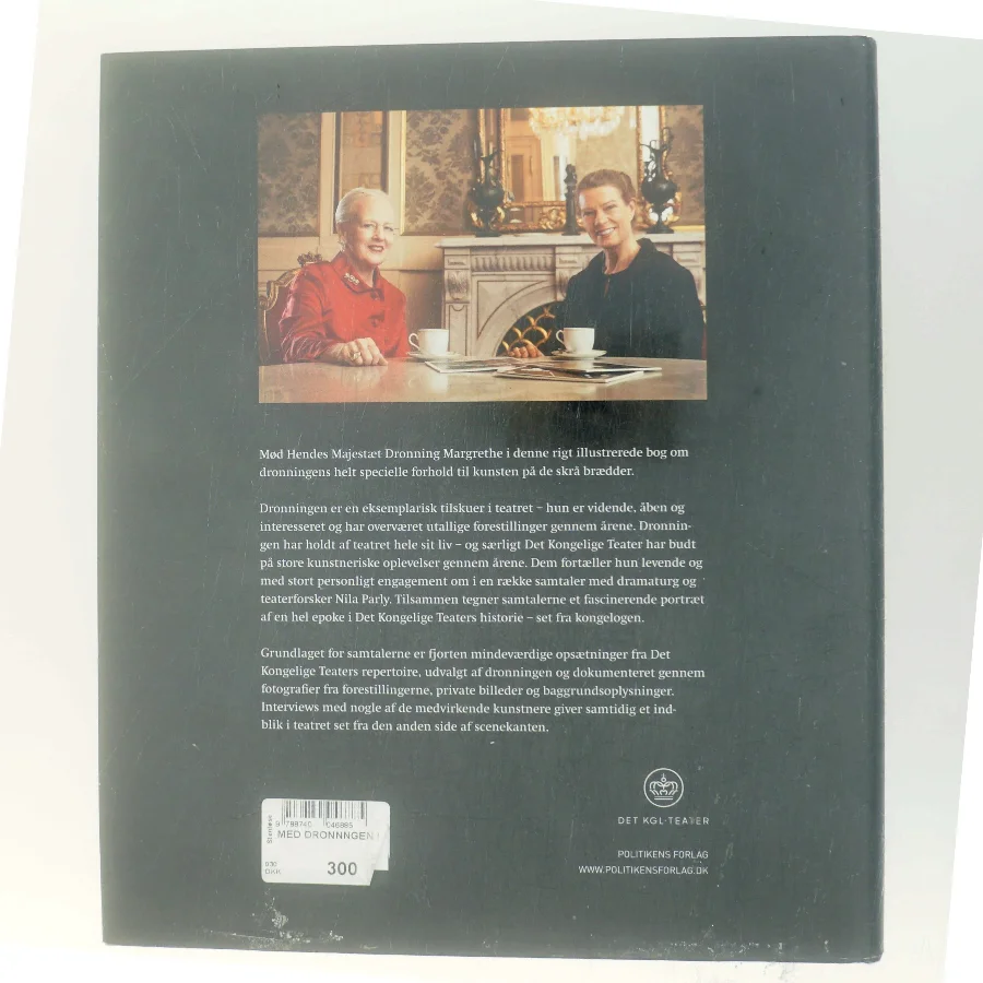 Med dronningen i Det Kongelige Teater af Nila Parly (Bog)