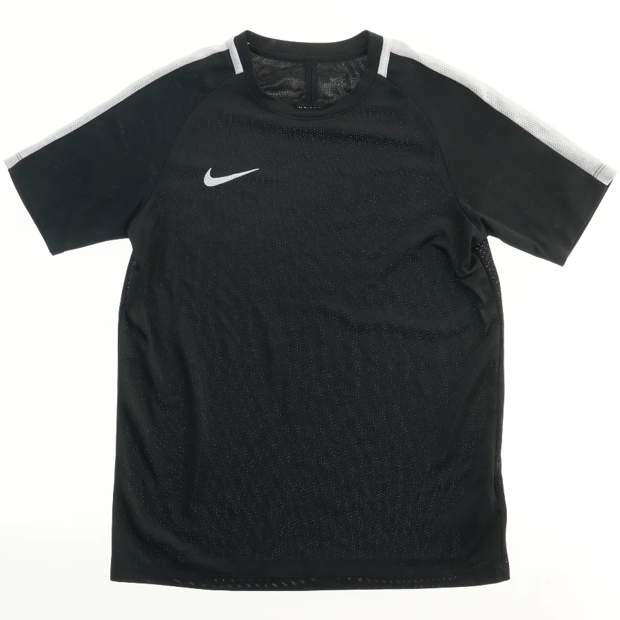 Sort sports T-shirt fra Nike (str. 158)