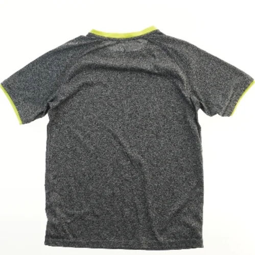 Grå t-shirt med grønne detaljer fra H&M sport (str. S)