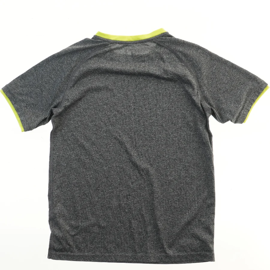 Grå t-shirt med grønne detaljer fra H&M sport (str. S)