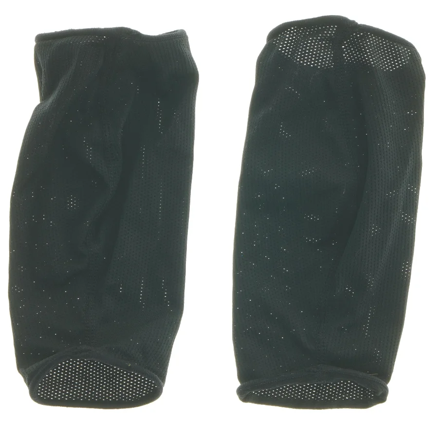Sæt med sorte sportsærmer fra Nike (str. 22x11 cm)