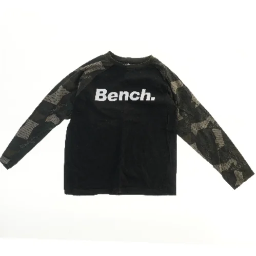 Langærmet bluse med tryk fra Bench (str. 152)