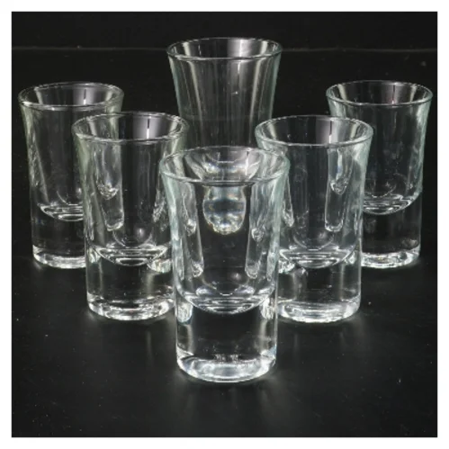 Sæt af seks shotsglas (str. 6 stk Ø 4,5. & 5 cm længde 7 & 9 cm)