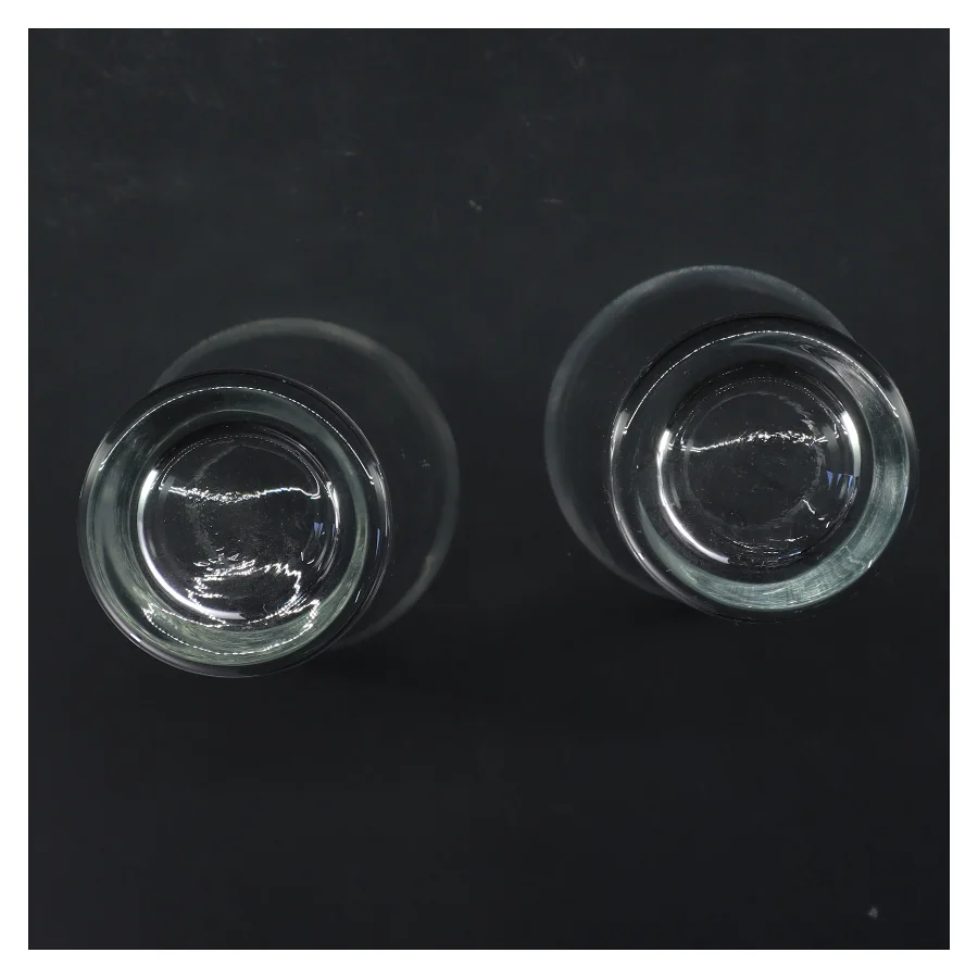 To smukke høje  glas (str. 2 stk Ø 8,5 cm længde 19 cm)