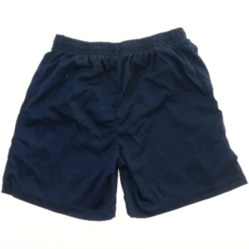 Sports shorts fra Select (str. 140)