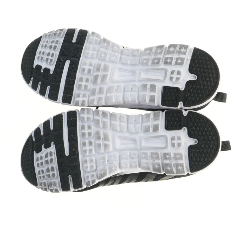 Sort løbesko fra Energetics (str. 39 )