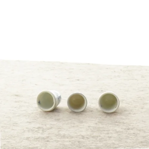 Fingerbøl musselmalet m.m. (str. 2 x 2 cm)