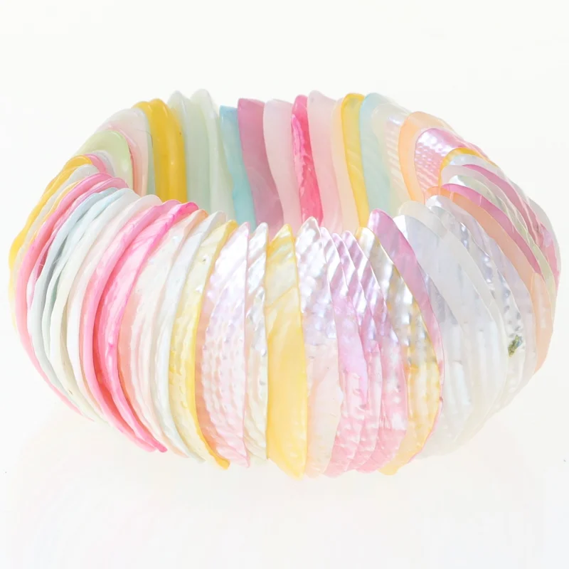 Farverig armbånd (str. 7 cm)