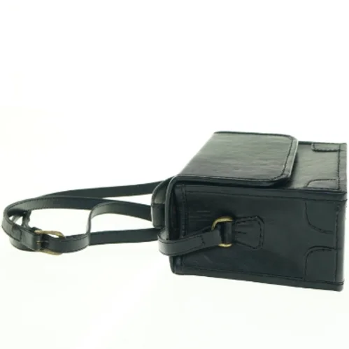 Sort skuldertaske i læderlook (str. B 20 x h 16 x d. 10 cm)