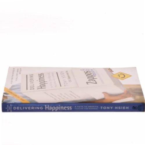 Delivering Happiness af Tony Hsieh (Bog)