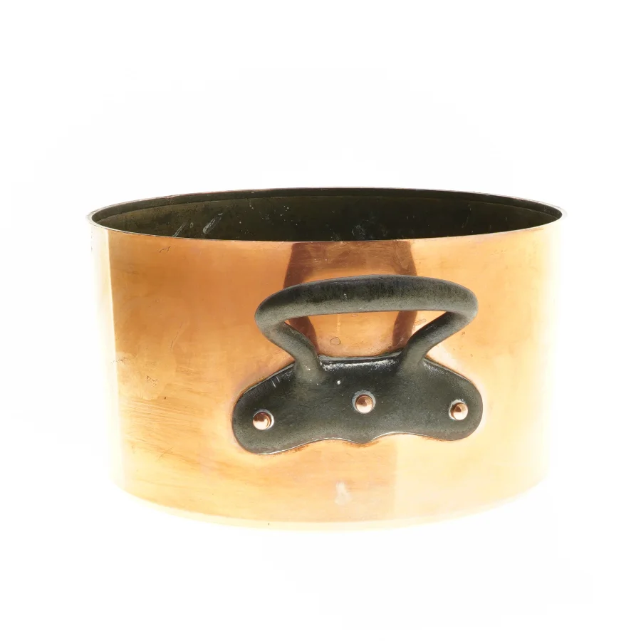 Kobbergryde med sorte håndtag (str. Ø 20x12 cm)