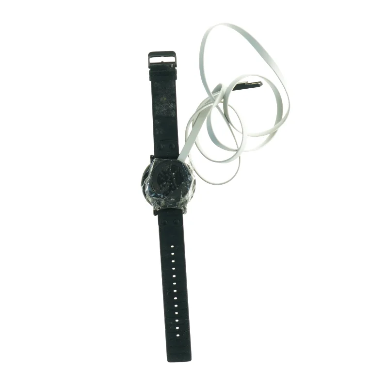 Smartwatch med opladerkabel (str. 22,5 cm)