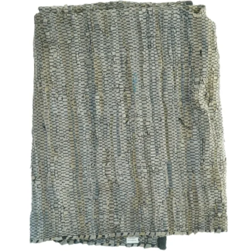 Håndvævet tæppe (str. 120 x 190 cm)