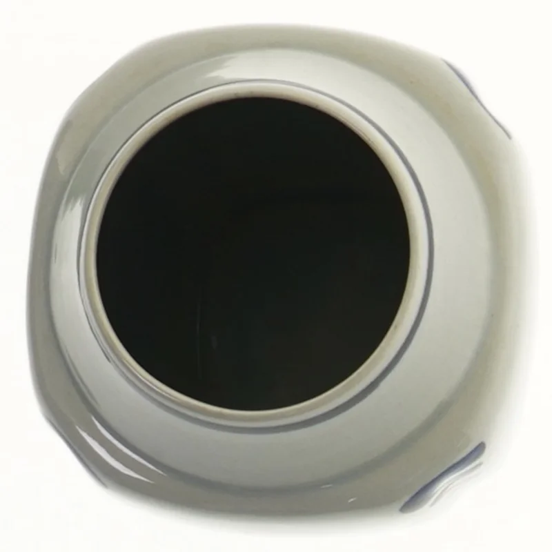 Keramisk vase fra Søholm (str. 14 cm)