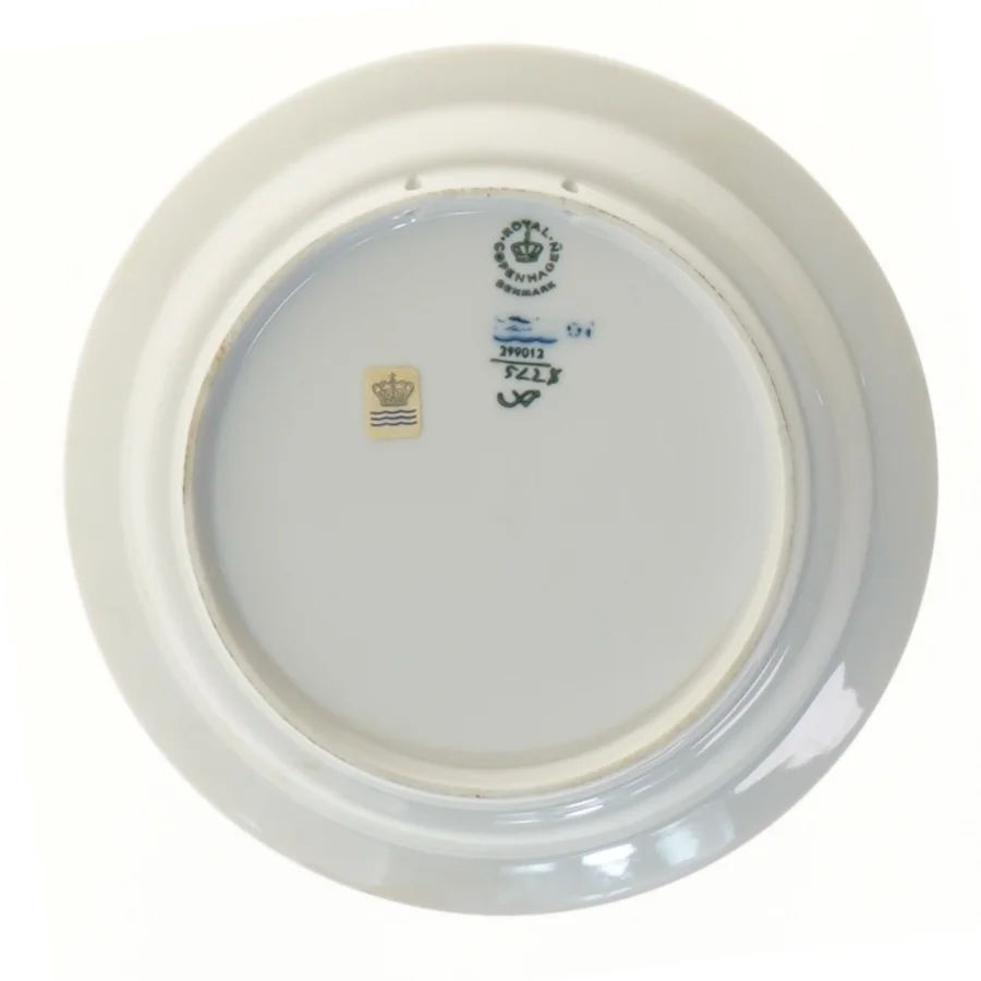 Blå og hvid tallerken fra Royal Copenhagen (str. Ø 18 cm)