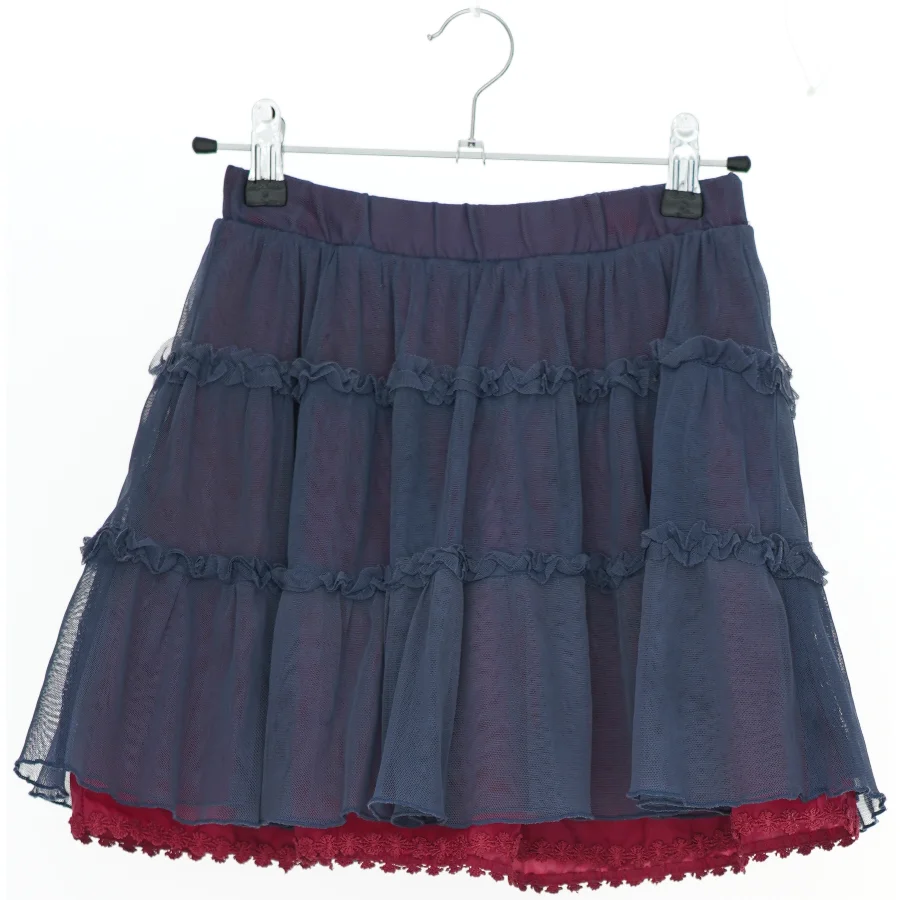 Børne nederdel med flæser fra Phister & Philina (str. 110)