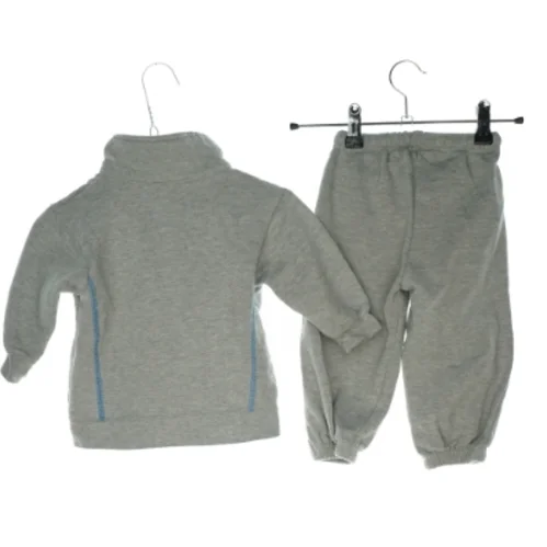 Sæt fra Patrick (str. 80 cm)