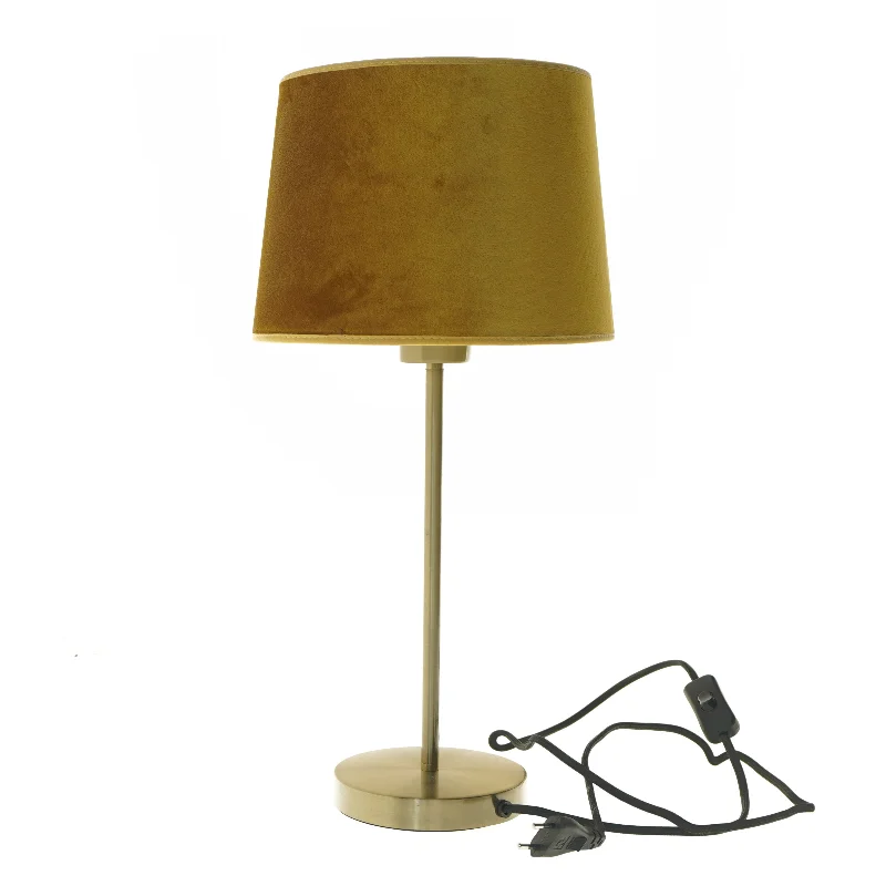 Bordlampe med guldfarvet skærm fra Keyhome (str. Ø 22x49 cm)