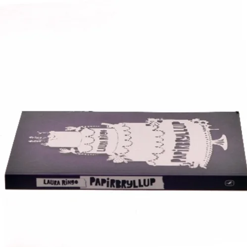 Papirbryllup af Laura Ringo (f. 1990) (Bog)