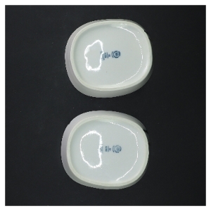 Royal Copenhagen askebægre af Lin Utzo  (str. 2 styk, 12x11 cm)