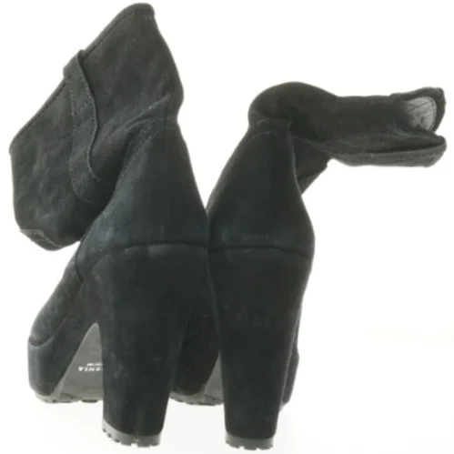 Sort støvle med høj hæl størrelse 36 fra Gardenia (str. 36 )