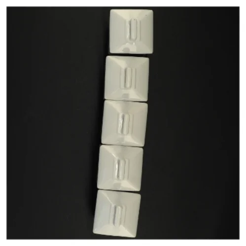 Porcelæn krydderiglas (str.15 x 9,5 cm og 8 x 5,5 cm)