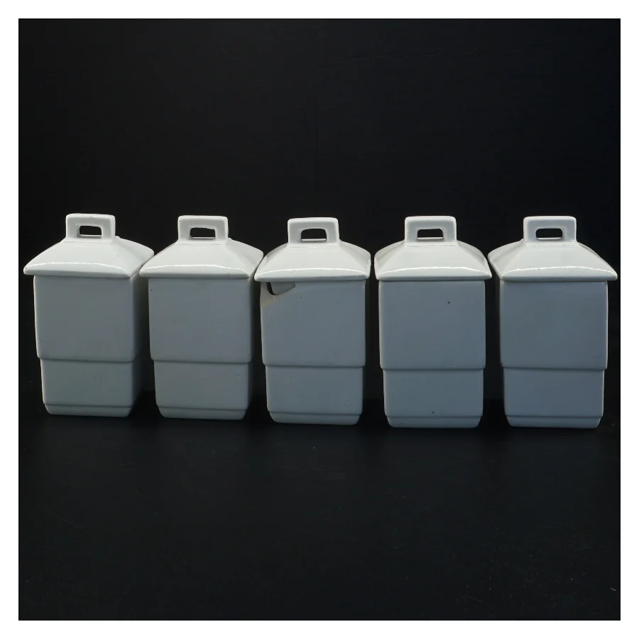 Porcelæn krydderiglas (str.15 x 9,5 cm og 8 x 5,5 cm)