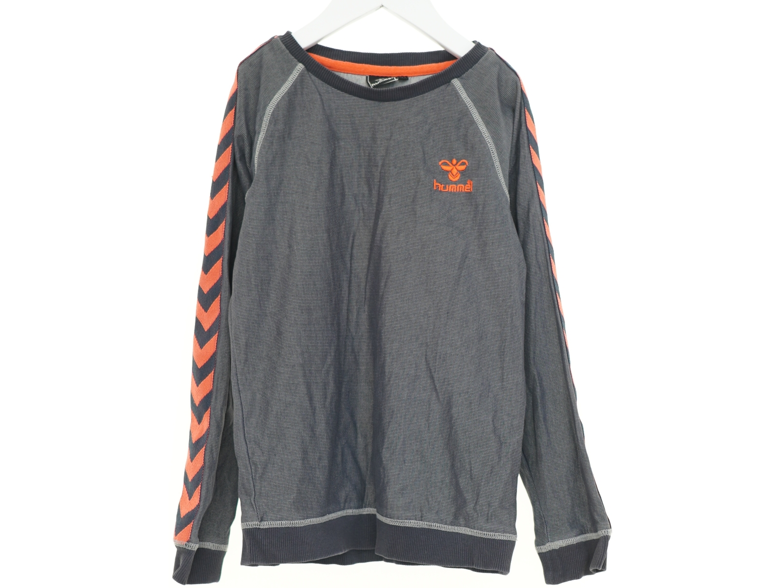 Bluse fra Hummel (str. 134 cm)