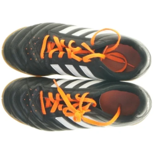  Indendørs fodboldssko fra Adidas (str. 36 og 2 tredjedel)