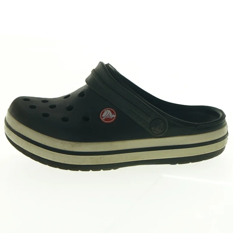 Brugte sorte Crocs sandaler fra Crocs (str. 32)