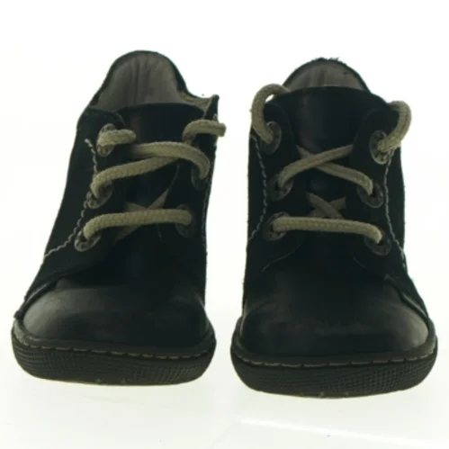 Sorte børnesko fra Bundgaard (str. 23)