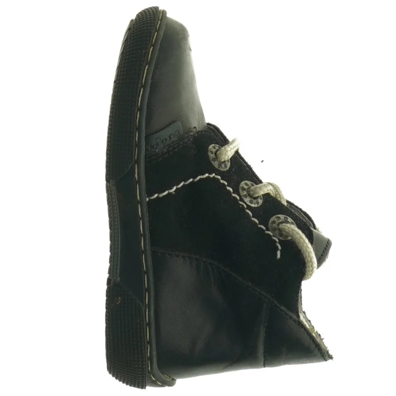 Sorte børnesko fra Bundgaard (str. 23)