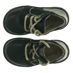 Sorte børnesko fra Bundgaard (str. 23)