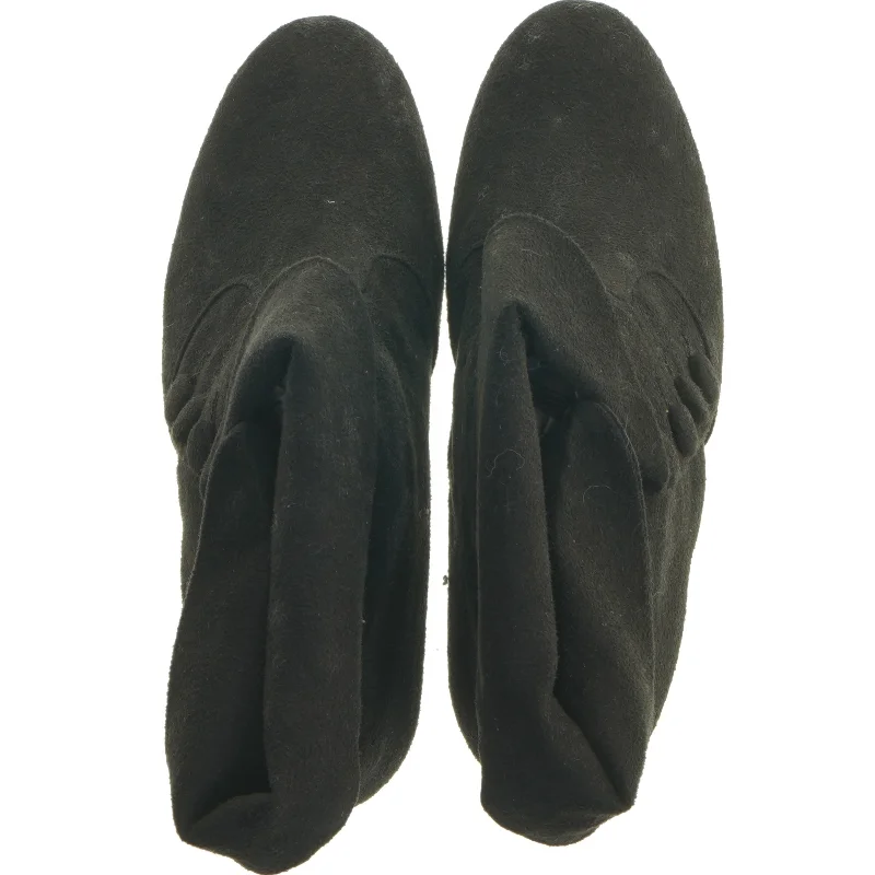 Højhælede støvler (str. 38 )