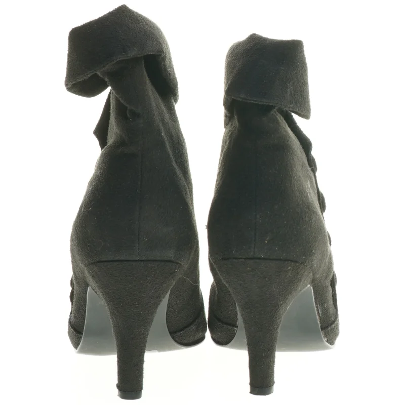 Højhælede støvler (str. 38 )