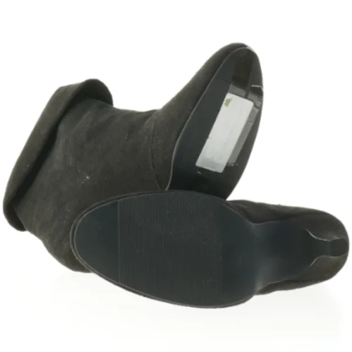 Højhælede støvler (str. 38 )