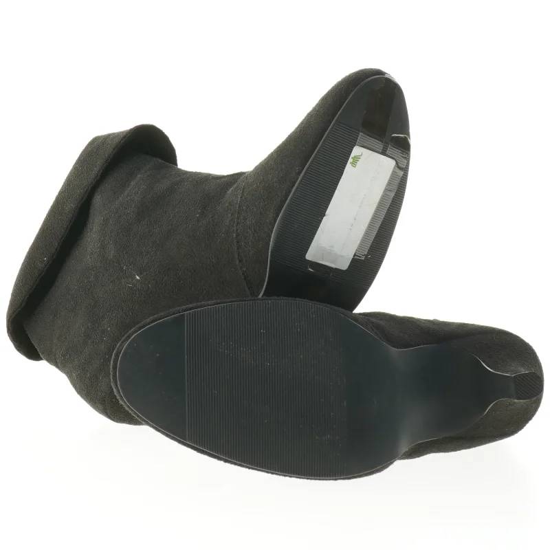 Højhælede støvler (str. 38 )