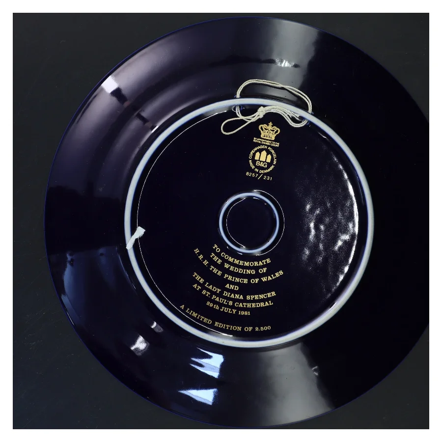 Royal Commemorative Plate fra B&G Copenhagen Porcelain (str. Ø 27 cm)