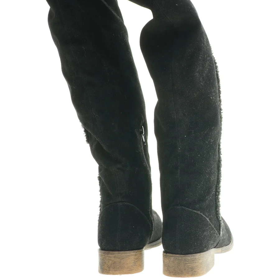 Høje sorte støvler (str. 38 )