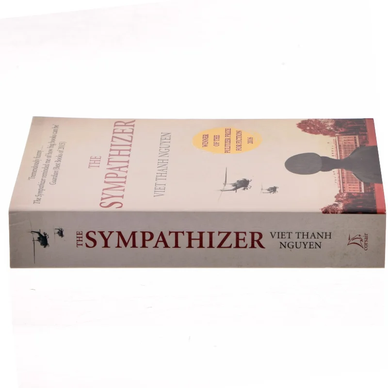 The sympathizer af Viet Thanh Nguyen (1971-) (Bog)