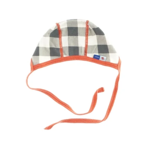 Hue med snørre fra Molo 