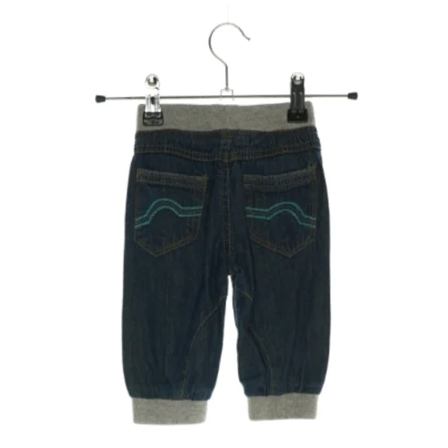 Bukser fra Baby (str. 68 )