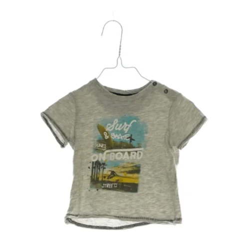 T-Shirt fra BluKids (str. 80)