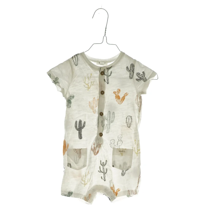 Hele dragt fra Newbie (str. 74)