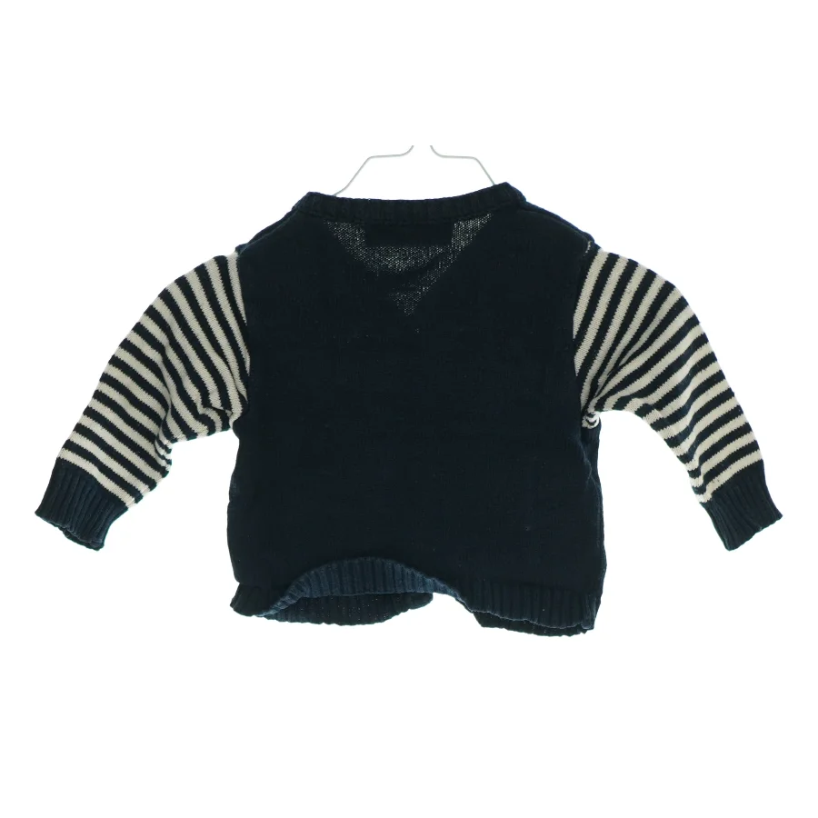 Trøje med stribede ærmer (str. 62)